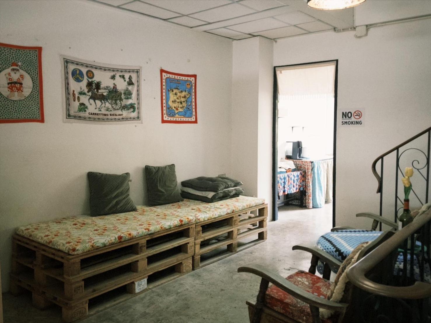 11:11 Hostel Ayutthaya Extérieur photo